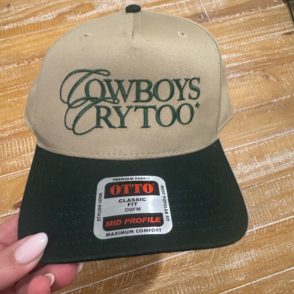 Kelsea Ballerini - Cowboys Cry Too